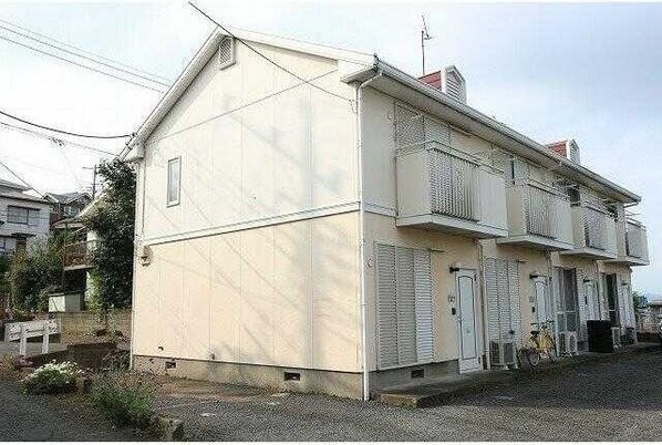 サンガーデン片岡の物件外観写真